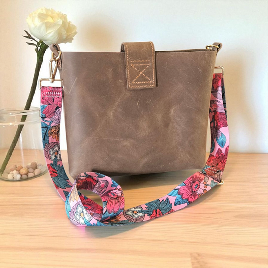 The Perfectly Imperfect Leather Bag 1 snap